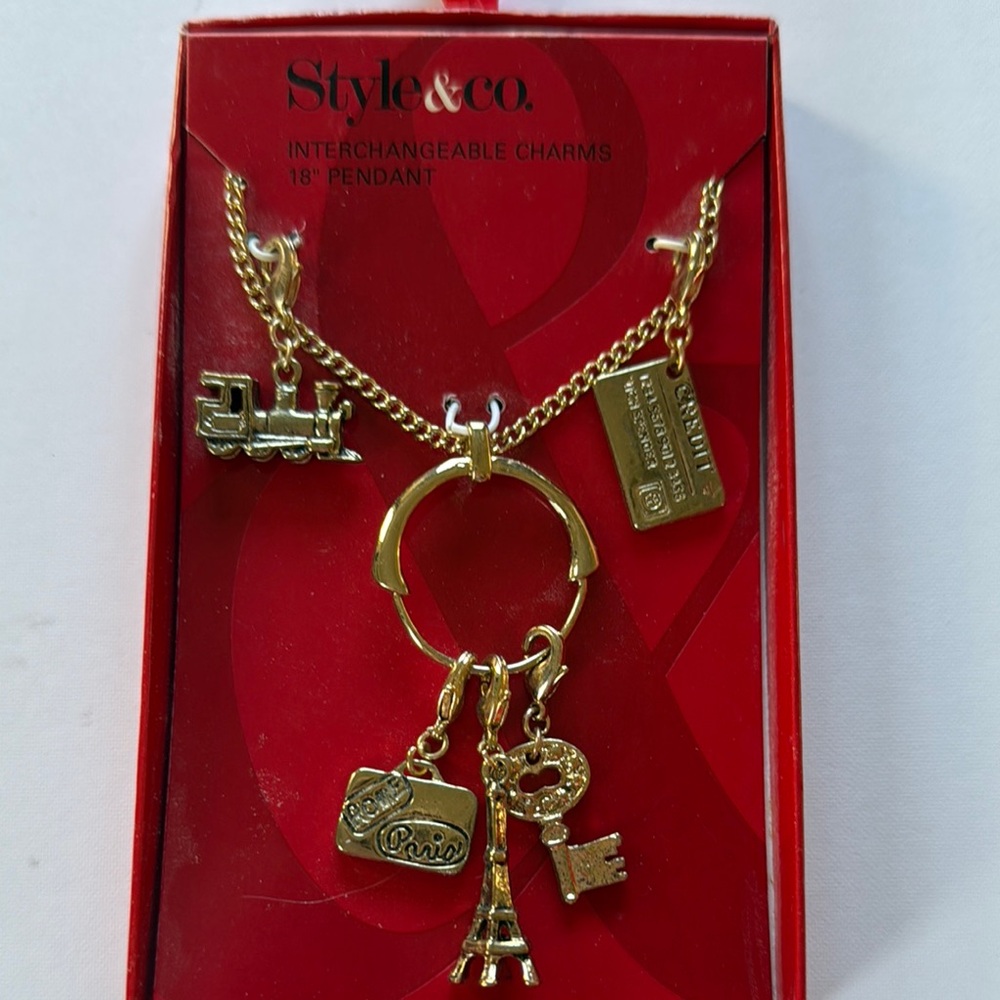 NWT Style & Co Gold Charm Necklace Pendant 5 Interchangeably Charms 18” Travel